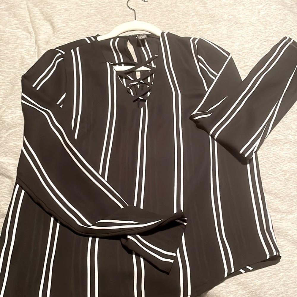 Long sleeve dress shirt